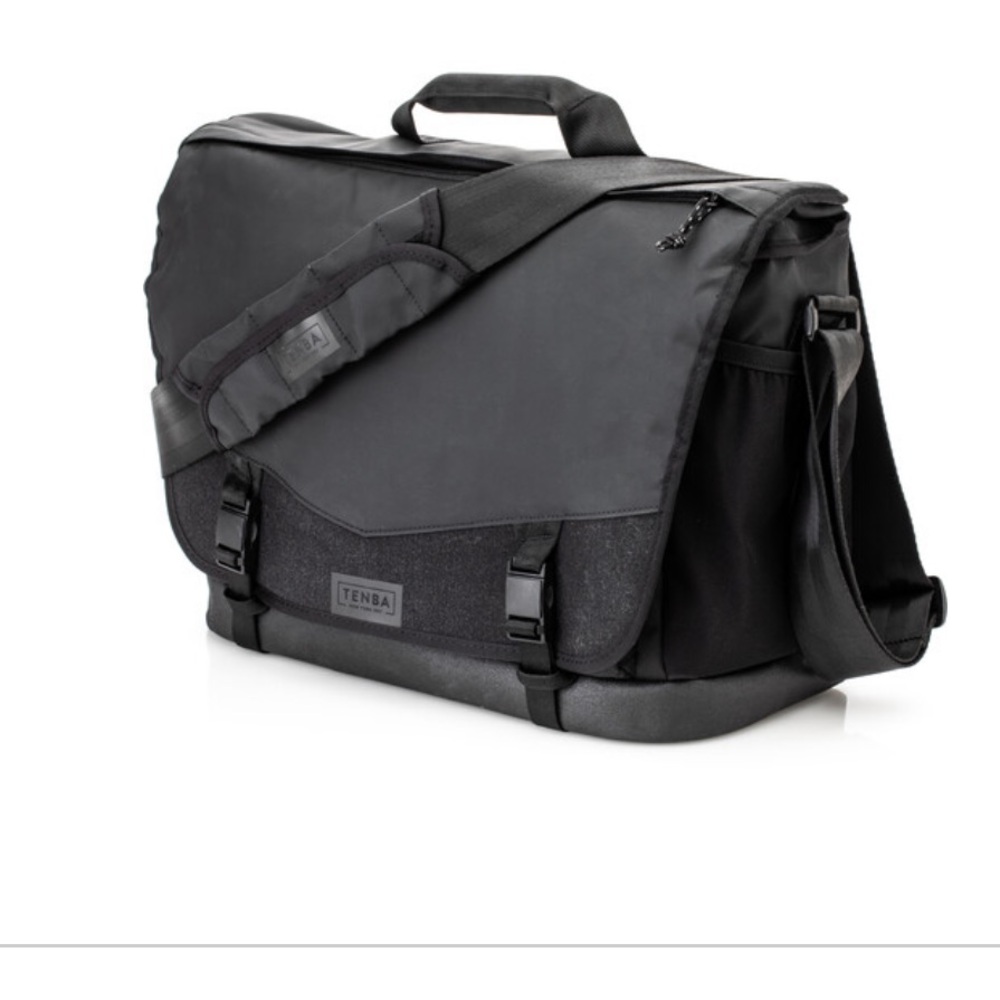 NEW TENBA p513 Black Camera Bag/Briefcase